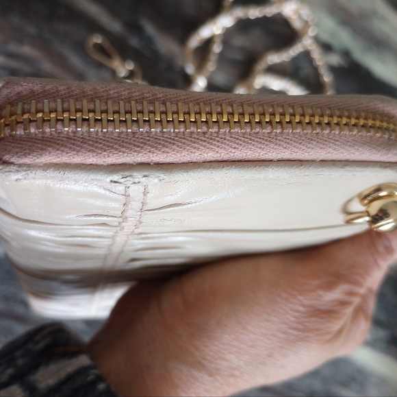 Prada zippy wallet - Picture 7 of 8